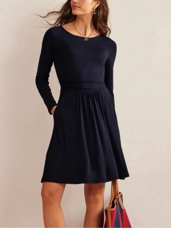 Boden Dresses & Skirts - Boden Navy Abigail Jersey Dress
